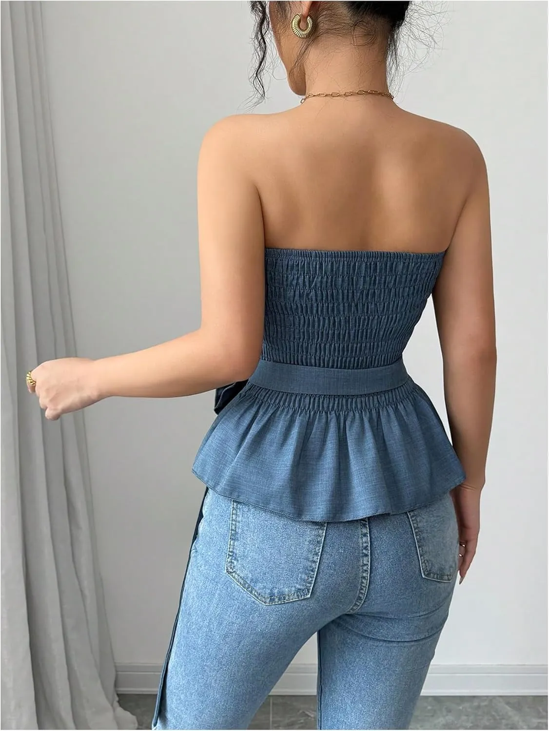 SOLY HUX Women's Y2k Strapless Tube Top Sleeveless Smocked Peplum Ruffle 3D Flower Belted Bandeau Tops