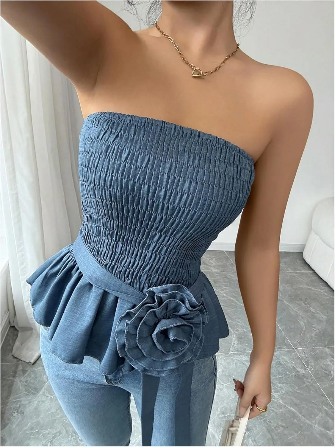 SOLY HUX Women's Y2k Strapless Tube Top Sleeveless Smocked Peplum Ruffle 3D Flower Belted Bandeau Tops